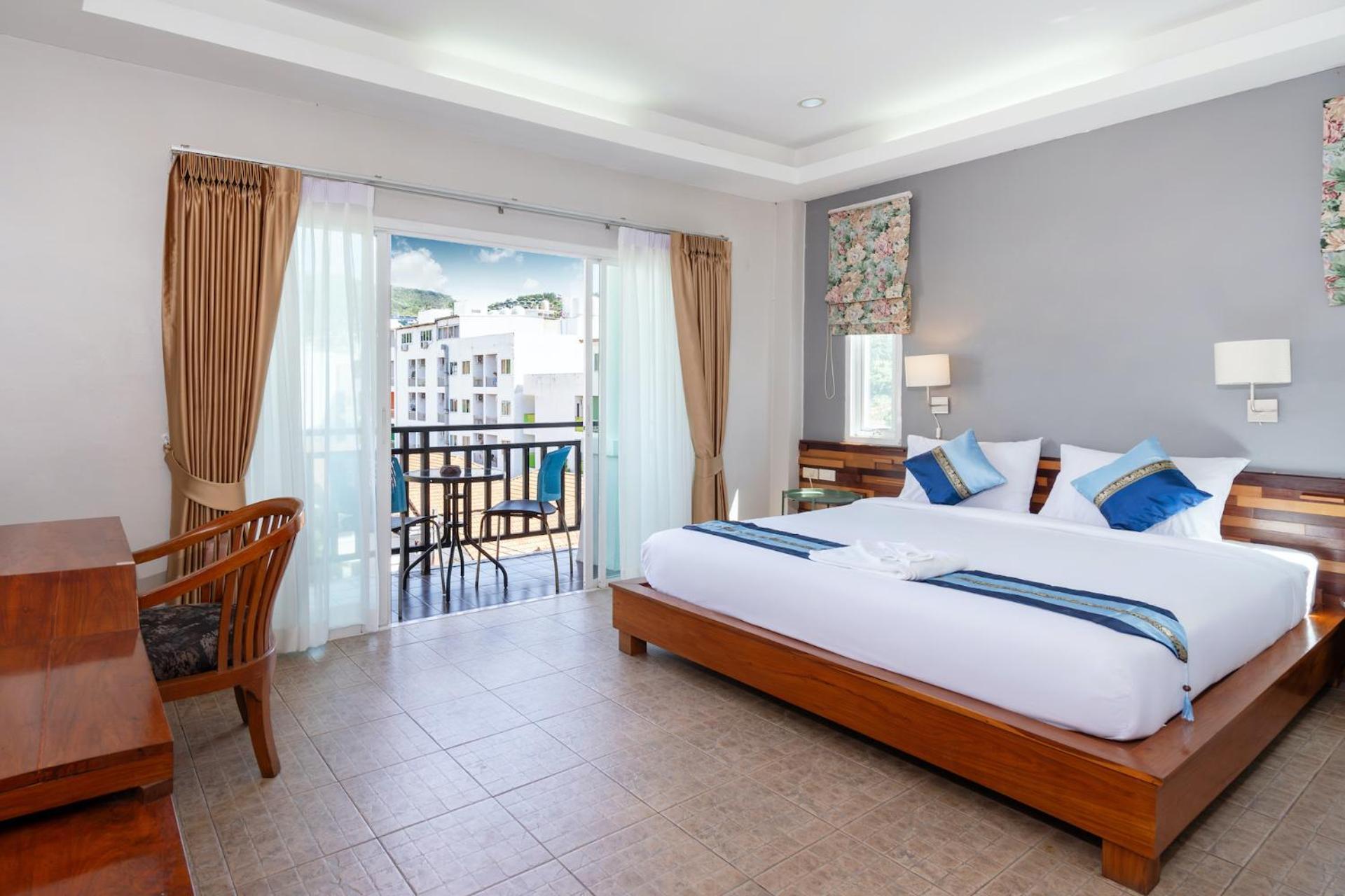 Memory 2 Hotel Phuket Exterior foto